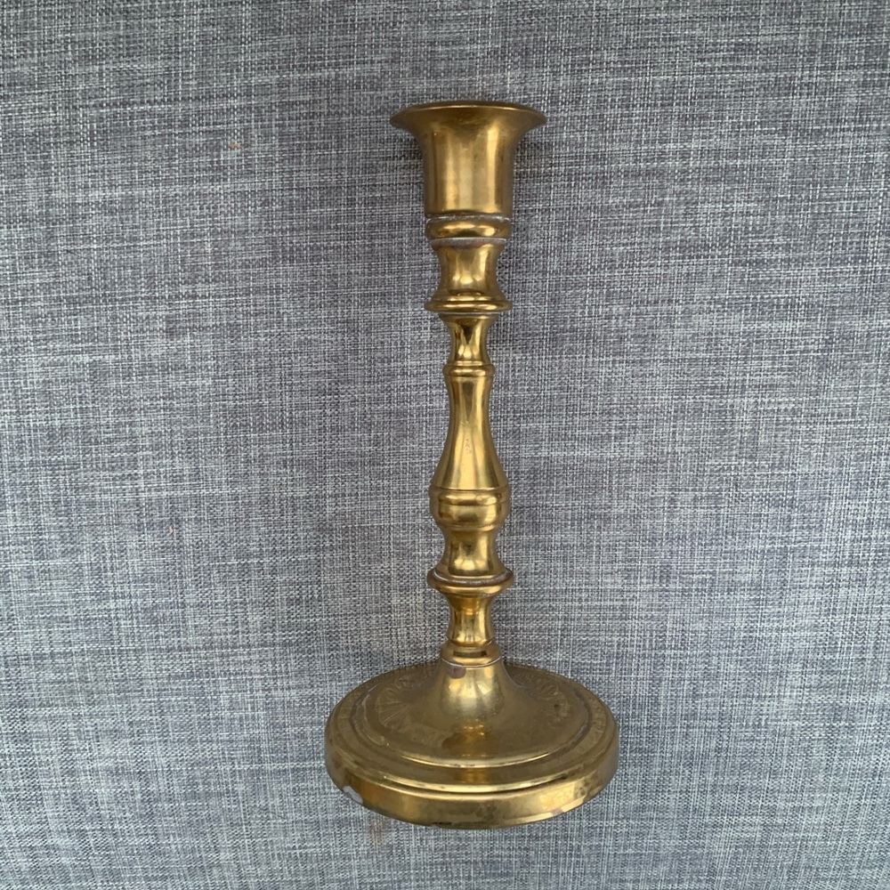 5/$25 🌸 Brass candlestick